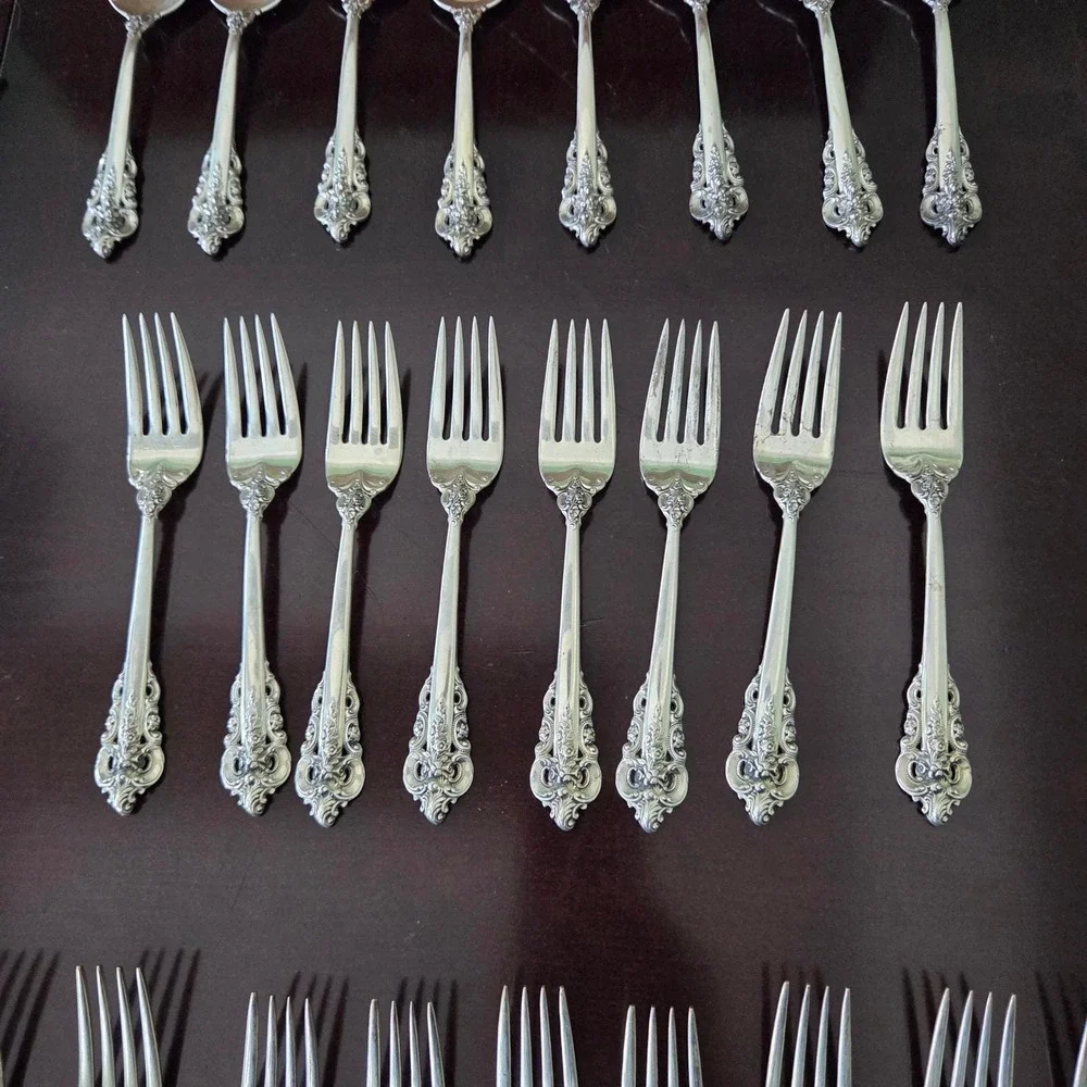 Wallace Grande Baroque Sterling Silver Flatware Set 61 Pieces Wooden Chest